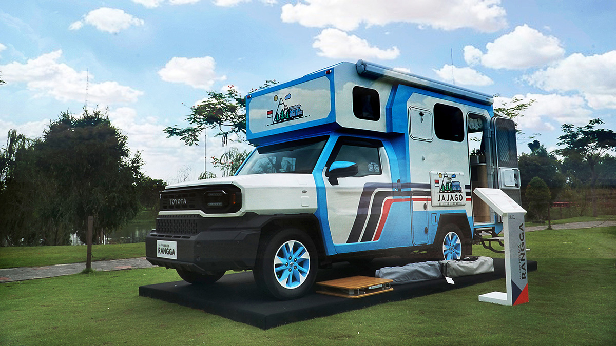 Libur Panjang Sekolah? Konversi Toyota Hilux Rangga Jadi Campervan Yuk!